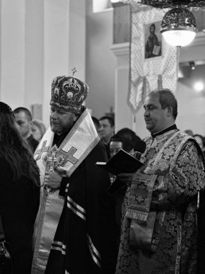 До війни працював будівельником: Мукачево попрощалось із загиблим Героєм – 03