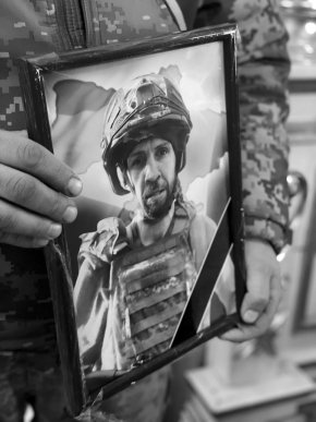 У Мукачеві поховали добровольця, який загинув на війні – 01