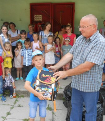 Школярі Рахівщини готові до нового навчального року – 15