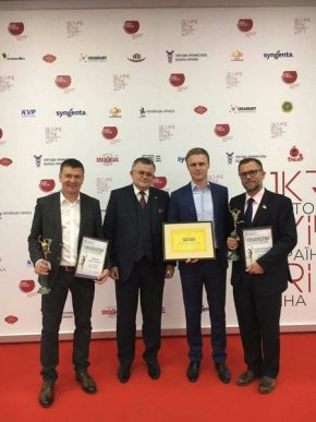 Закон, що спрощує ліцензування «малих» виноробів, вступив у дію – 03