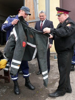 Берегівські рятувальники отримали гуманітарну допомогу з Нідерландів – 05
