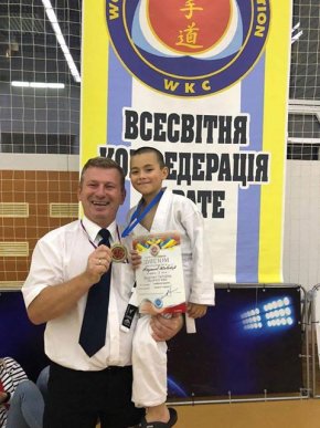 Юні закарпатські каратисти привезли медалі із Дніпра – 01