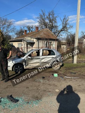 Постраждало кілька людей: в Ужгороді трапилась аварія – 01