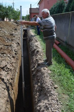 На п’яти вулицях Мукачева будують нову каналізацію – 02