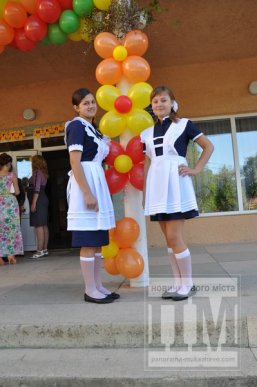 У Мукачівській ЗОШ №7 відбулось урочисте свято Першого дзвоника (ФОТОРЕПОРТАЖ) – 39