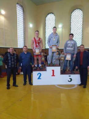 Новорічний турнір зібрав у Тячеві 120 юних борців греко-римського стилю – 04