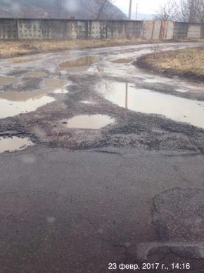 Москаль присоромив Мукачево за жахливі дороги і жорстко "пройшовся" по Балогах  – 07 Москаль присоромив Мукачево за жахливі дороги і жорстко "пройшовся" по Балогах  – 07