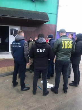 На хабарі затримали двох закарпатських прикордонників – 01 На хабарі затримали двох закарпатських прикордонників – 01