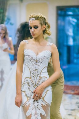 Мода заради життя: на Закарпатті відбувся ІІІ-й благодійний показ мод дизайнерки Роксолани Новак – 17