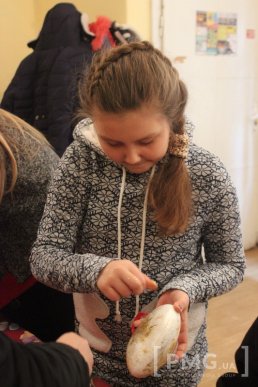 У Мукачеві діти власноруч робили валентинки військовим – 03