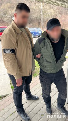 Закарпатець намагався підкупити начальника патрульної поліції – 02 Закарпатець намагався підкупити начальника патрульної поліції – 02