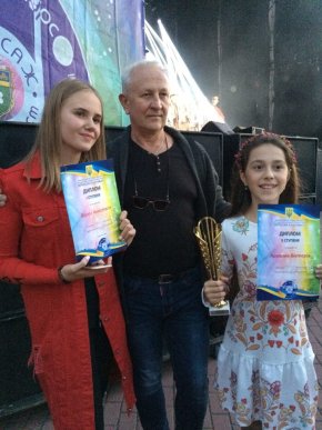 Мукачівка Анастасія Балог перемогла на фестивалі-конкурсі "Вернісаж. ЕнергоФест" – 02