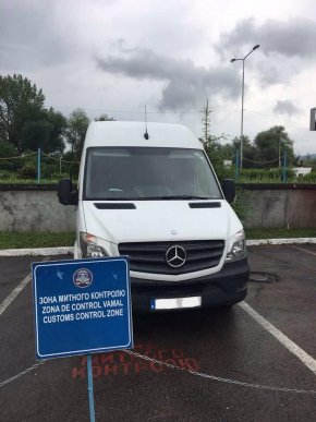 Склади Закарпатської митниці поповнили автомобілі з перебитими номерними знаками – 02