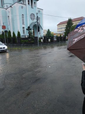 Вулиці Виноградова перетворилися на річки – 03 Вулиці Виноградова перетворилися на річки – 03