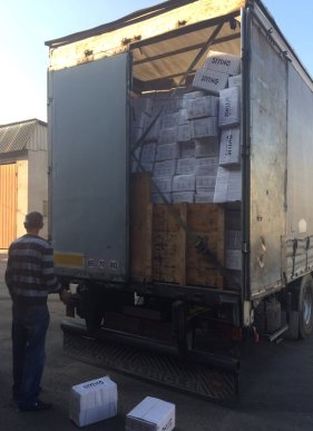 Податкова поліція Закарпаття вилучила жіноче взуття, ввезене "піджаками", вартістю понад 3 млн грн – 03