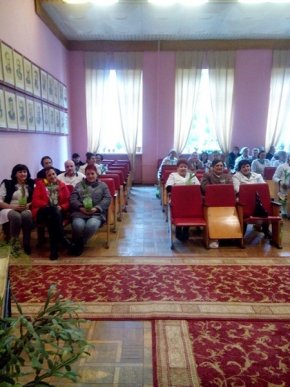 Жінки Тячівщини та Рахівщини отримали вітання до Міжнародного жіночого дня – 02