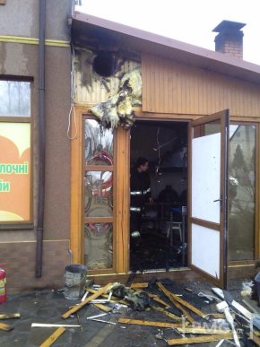 У Мукачеві горів ресторан "Грінвіч" – 04