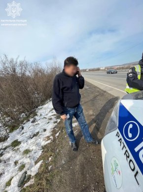 Патрульні розповіли, що накоїв водій автобуса – 01