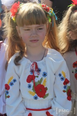 У Мукачівській ЗОШ №11 урочисто відзначили свято останнього дзвоника – 24 У Мукачівській ЗОШ №11 урочисто відзначили свято останнього дзвоника – 24