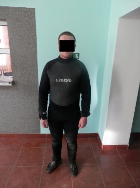 Прикордонники затримали 14 "водолазів" – 04