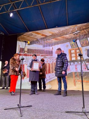 В Мукачеві нагородили переможців фестивалю «Червене вино-2020» – 08 В Мукачеві нагородили переможців фестивалю «Червене вино-2020» – 08