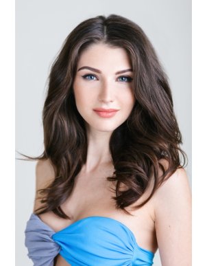 Закарпатка Оксана Черепаха братиме участь у конкурсі "Міс Україна – 2015" – 04