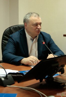 Міжнародна асоціація випускників УжНУ визначала цілі майбутньої діяльності  – 04