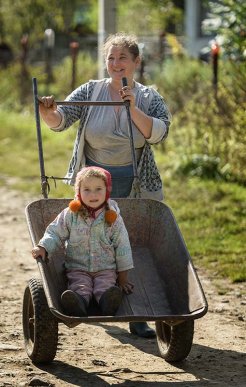 В Ужгороді відкрили фотовиставку, присвячену життю та побуту в Карпатах (ФОТО) – 06