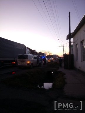 У Ракошині стала ДТП: зіткнулися три автомобілі – 03