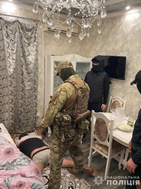 На Закарпатті заблокували міжнародний канал торгівлі наркотиками – 02