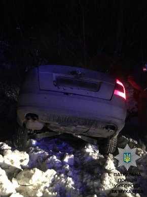 За добу на Закарпатті стались 9 ДТП: поліція повідомила деталі аварій – 05 За добу на Закарпатті стались 9 ДТП: поліція повідомила деталі аварій – 05