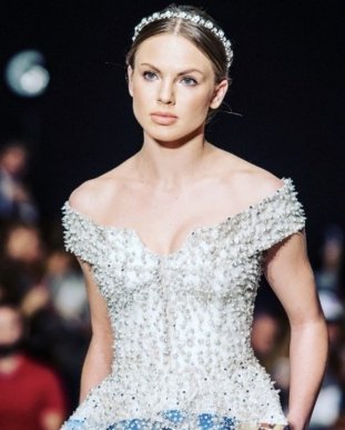 Закарпатка може стати найгарнішою дівчиною України – 05