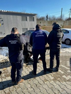На Закарпатті затримали організатора та 5 членів злочинної групи – 02 На Закарпатті затримали організатора та 5 членів злочинної групи – 02