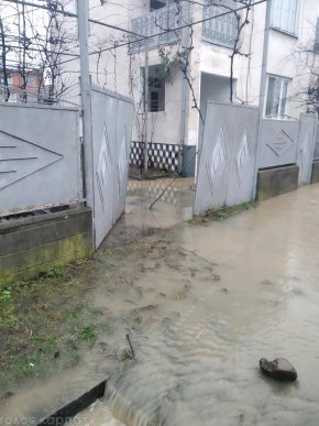 Через дощі Іршава перетворилась на суцільну калюжу – 01