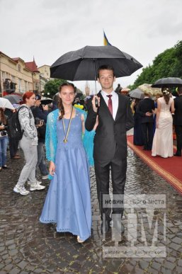 Парад випускників в центрі Мукачева: як це було (ФОТО) – 46