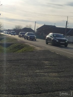 На трасі в Ракошині зранку утворились затори – 01