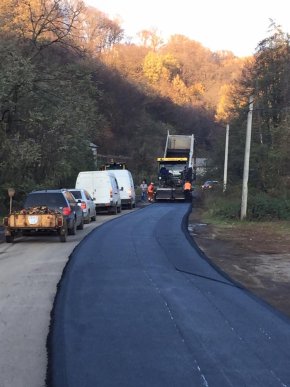 На Мукачівщині триває ремонт дороги «Кольчино – Пузняківці» – 01