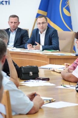 В Ужгороді відбулось засідання Громадської ради при обласному управлінні фіскальної служби – 09