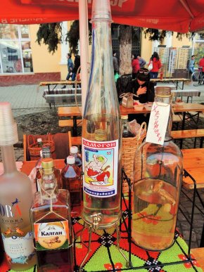 У Берегові розпочався перший весняний ярмарок – 27