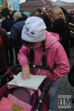 Під час Хресної Ходи мукачівці молились за мир в Україні (ФОТОРЕПОРТАЖ) – 06