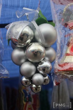 У Мукачеві розпочався новорічний ярмарок – 11