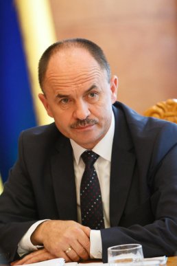 Родини закарпатських військових з вимогами зустріли Міністра оборони Степана Полторака – 02