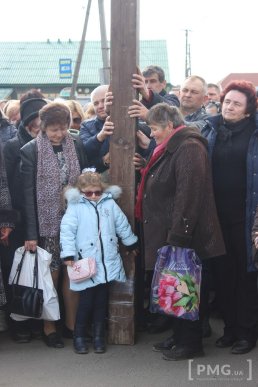 У Мукачеві вірники пройшли Хресну дорогу – 12