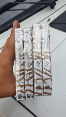 Митники виявили цигарки в стелі автомобіля – 01