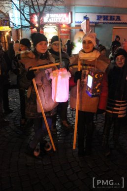 Парад ліхтариків та лицарські бої: як у Мукачеві відзначали День святого Мартина – 12