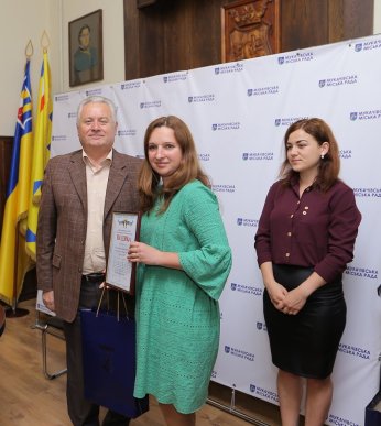 У День журналіста у Мукачеві нагородили представників ЗМІ міста – 04 У День журналіста у Мукачеві нагородили представників ЗМІ міста – 04
