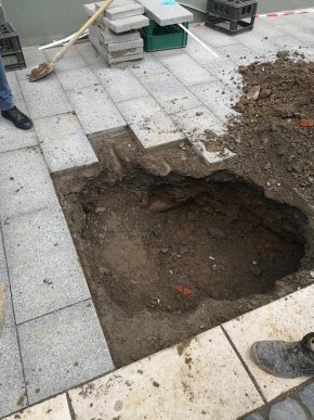 В центрі Ужгорода утворилось провалля – 01