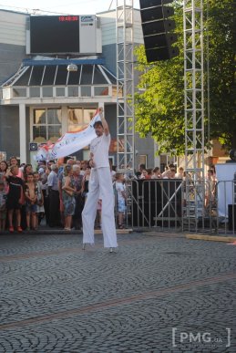 У Мукачеві шоу-балет "Сучасник" відзначив свій 30-річний ювілей святковим концертом – 01