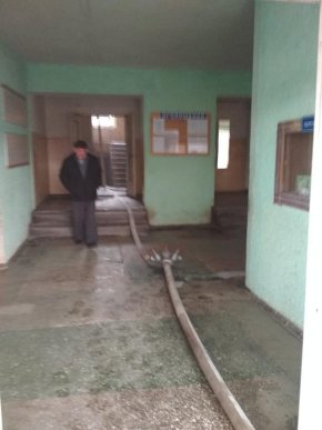 В Ужгороді горів гуртожиток – 08