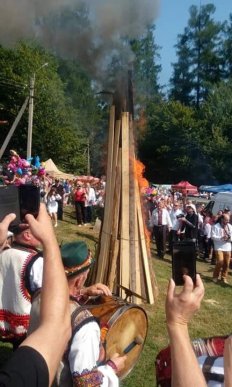 На Рахівщині стартував традиційний фестиваль-ярмарок "Гуцульська бриндзя" – 03